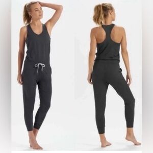 Women's Charcoal Jumpsuit
 Vuori size m black